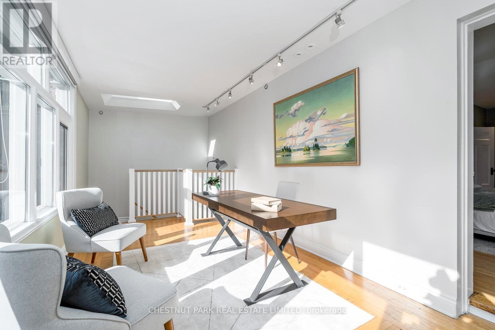 sun_room.jpg